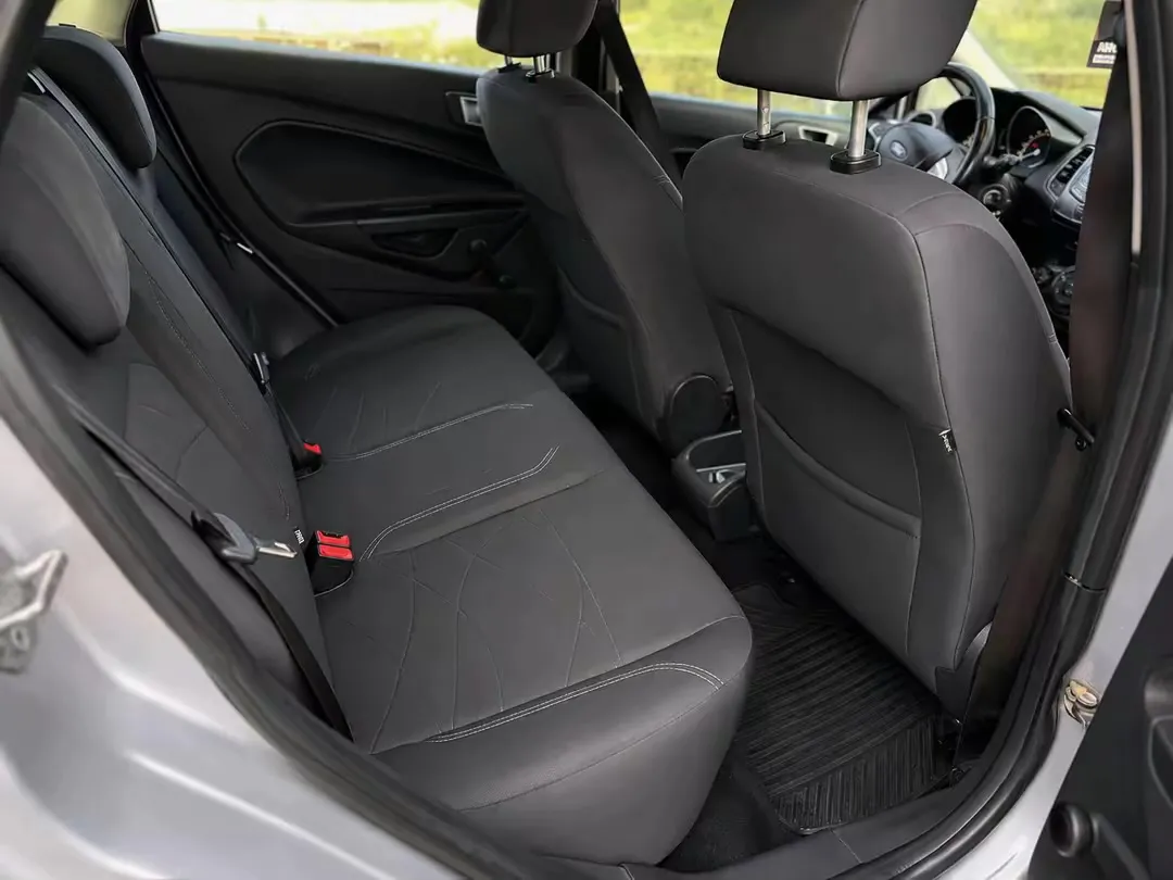 Ford Fiesta 2012 - 11. attēls