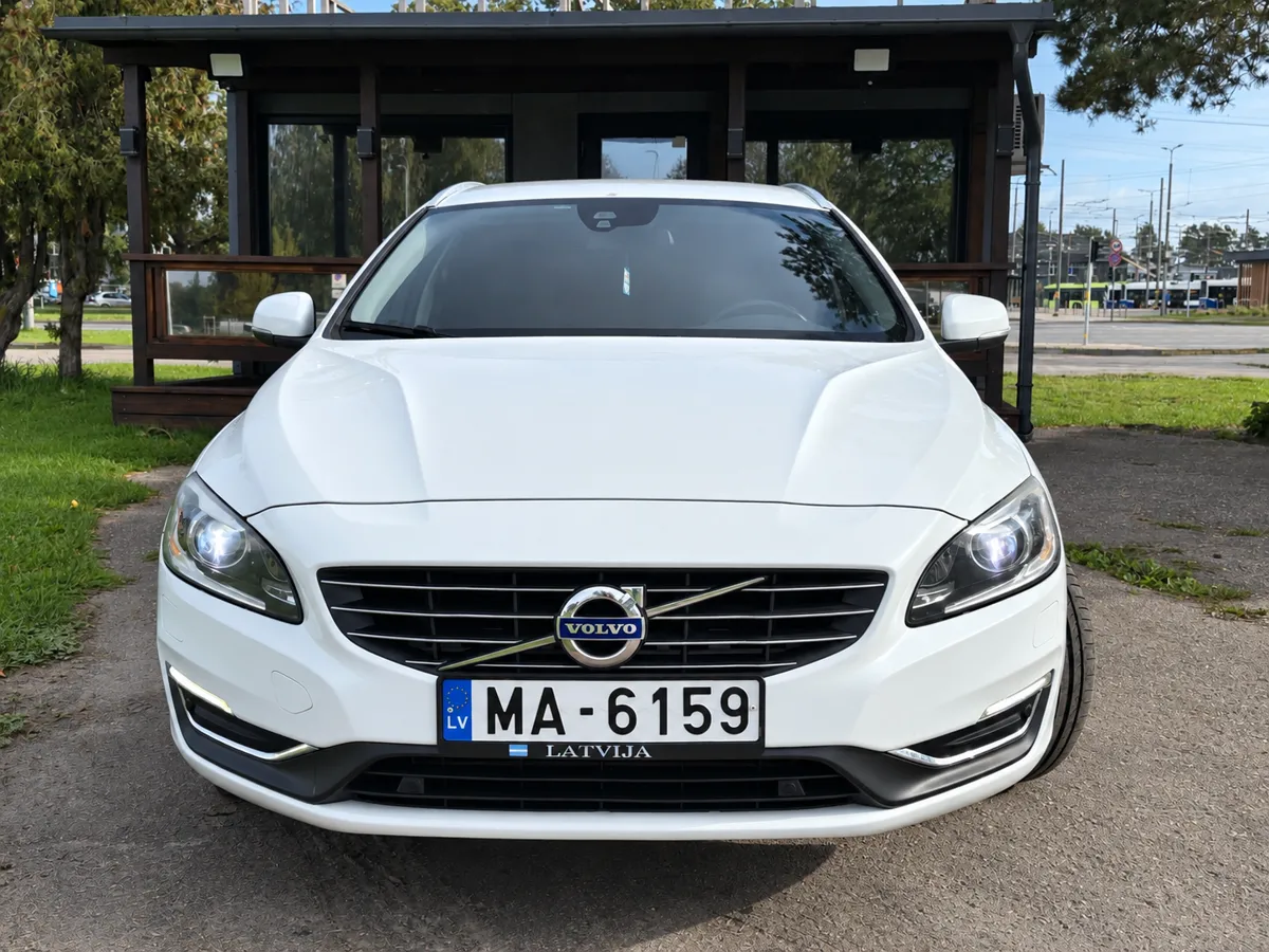 Volvo V60 2013 - 3. attēls