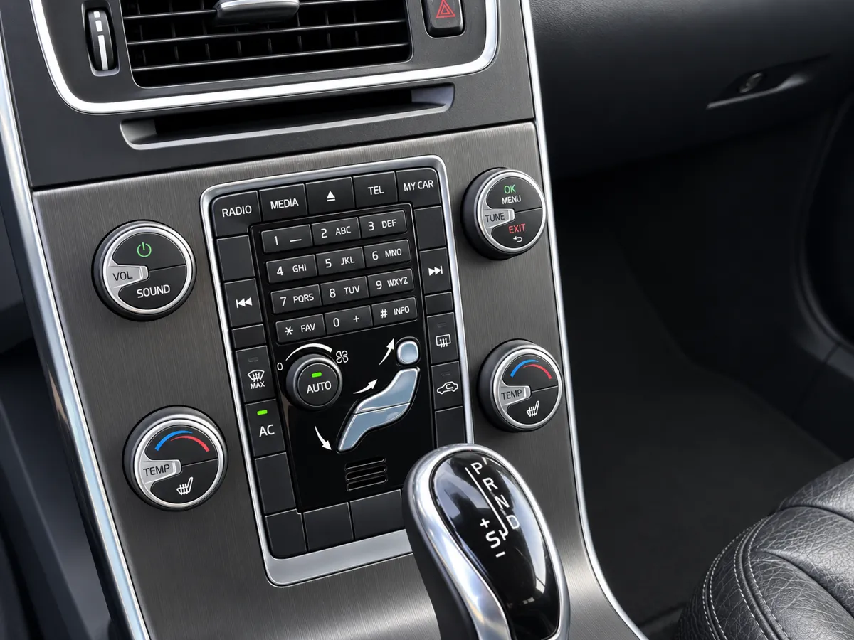 Volvo V60 2013 - 20. attēls