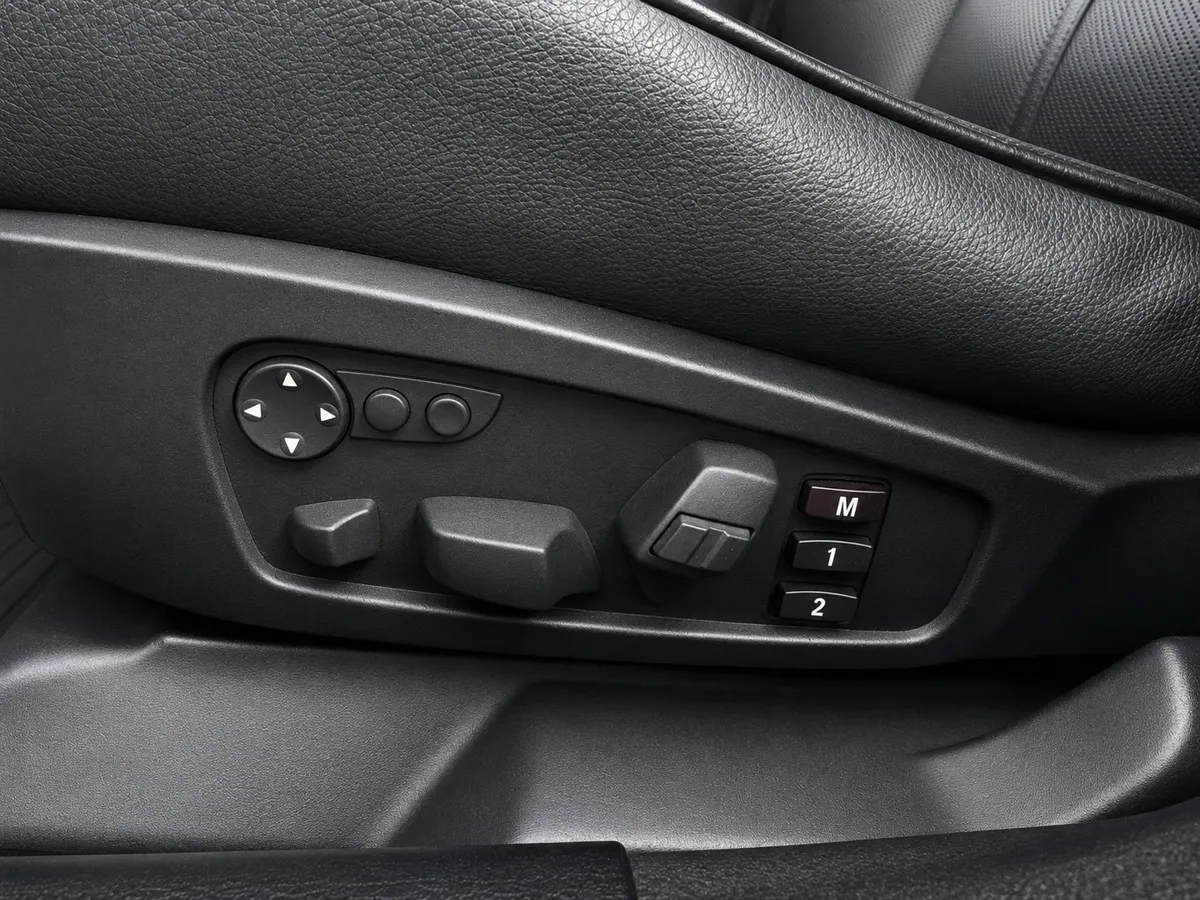 BMW 525 2009 - 15. attēls