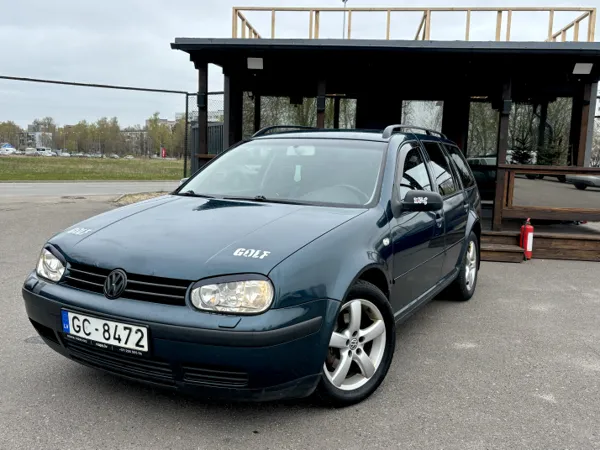 VW Golf 4