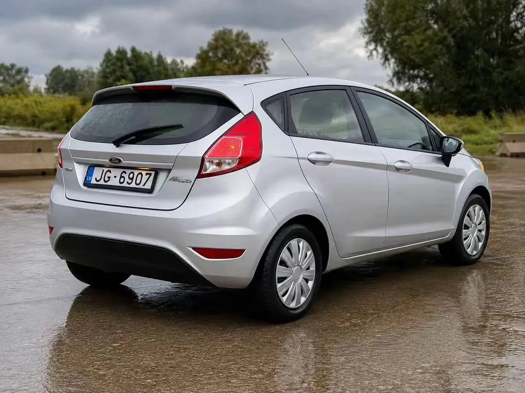 Ford Fiesta 2012 - 2. attēls