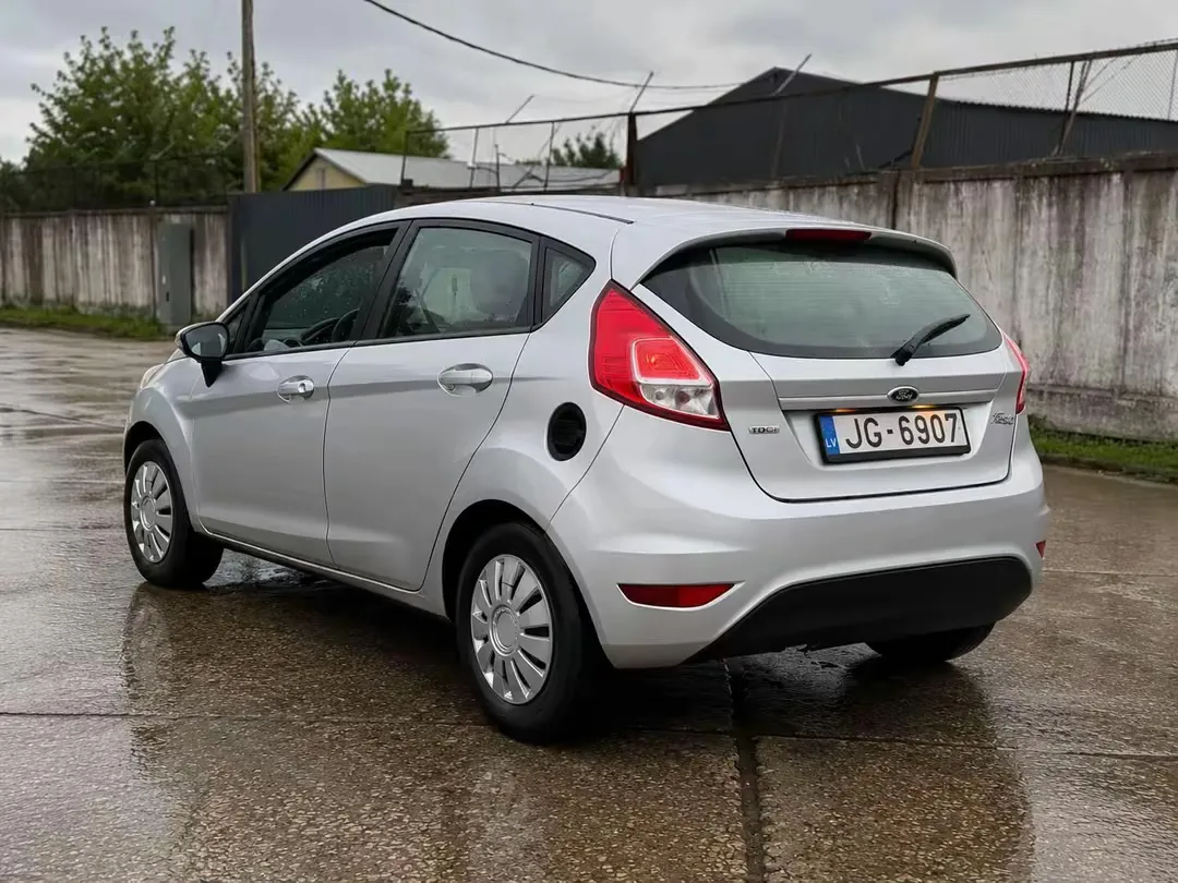 Ford Fiesta 2012 - 3. attēls