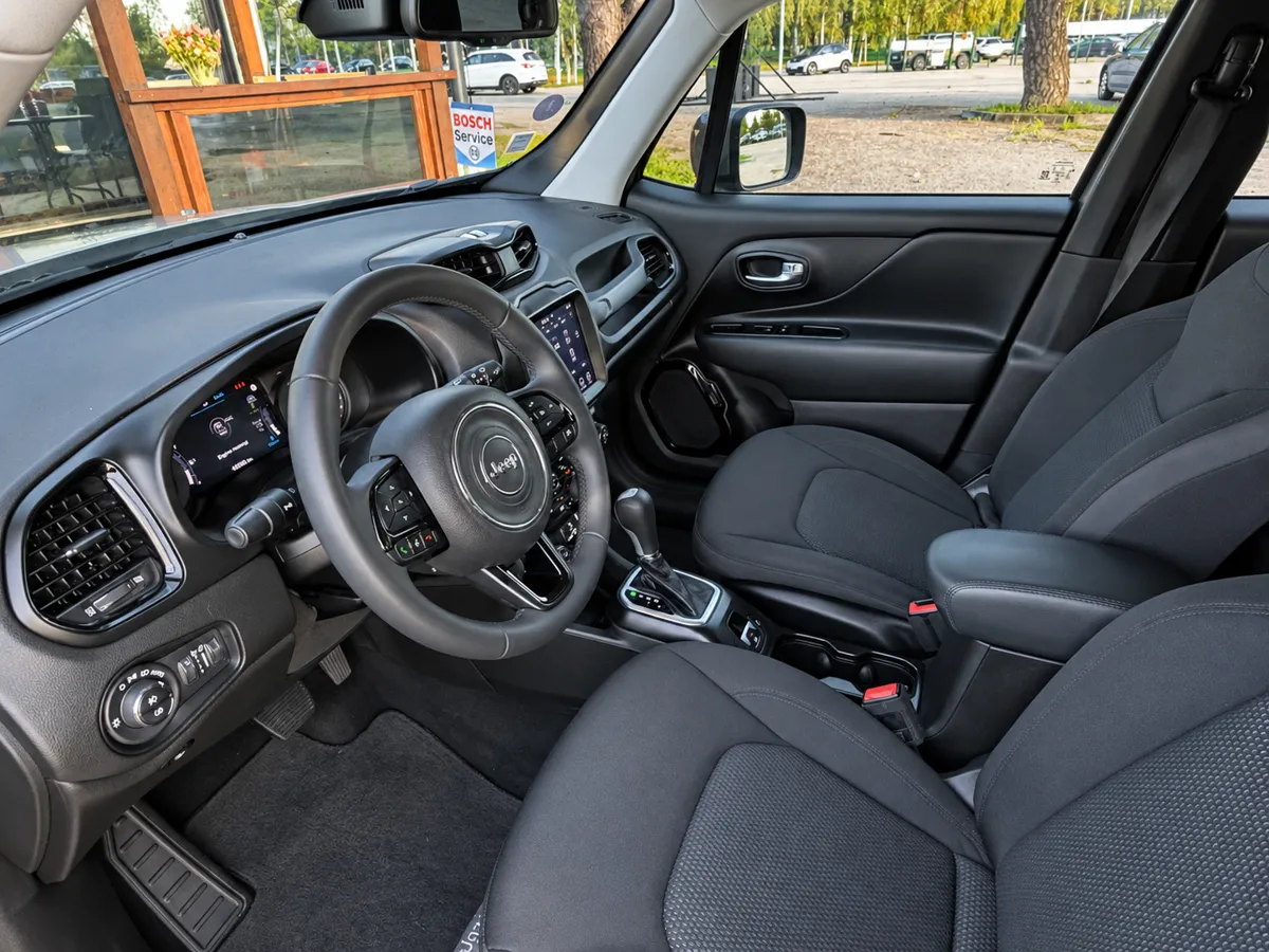 Jeep Renegade 2022 - 18. attēls