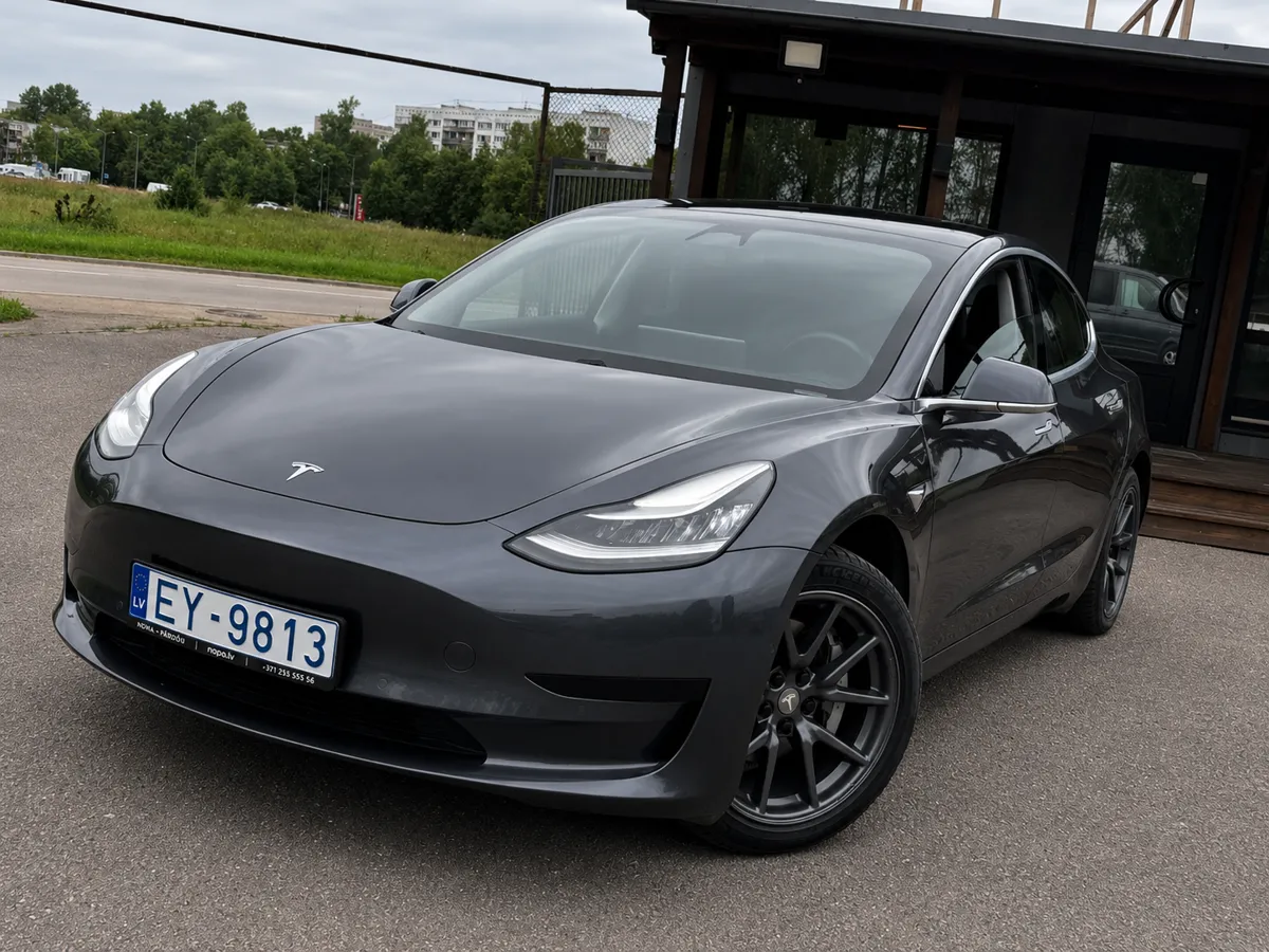 Tesla Model 3 2019 - 1. attēls