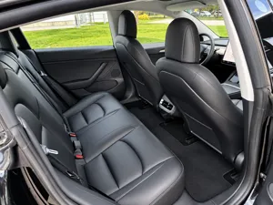Tesla Model 3 - sīktēls 9