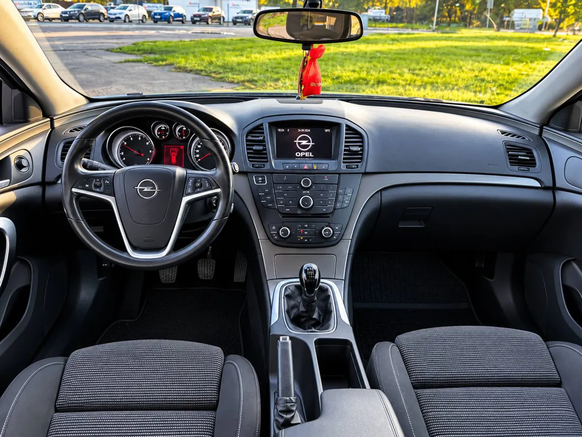 Opel Insignia 2012 - 7. attēls
