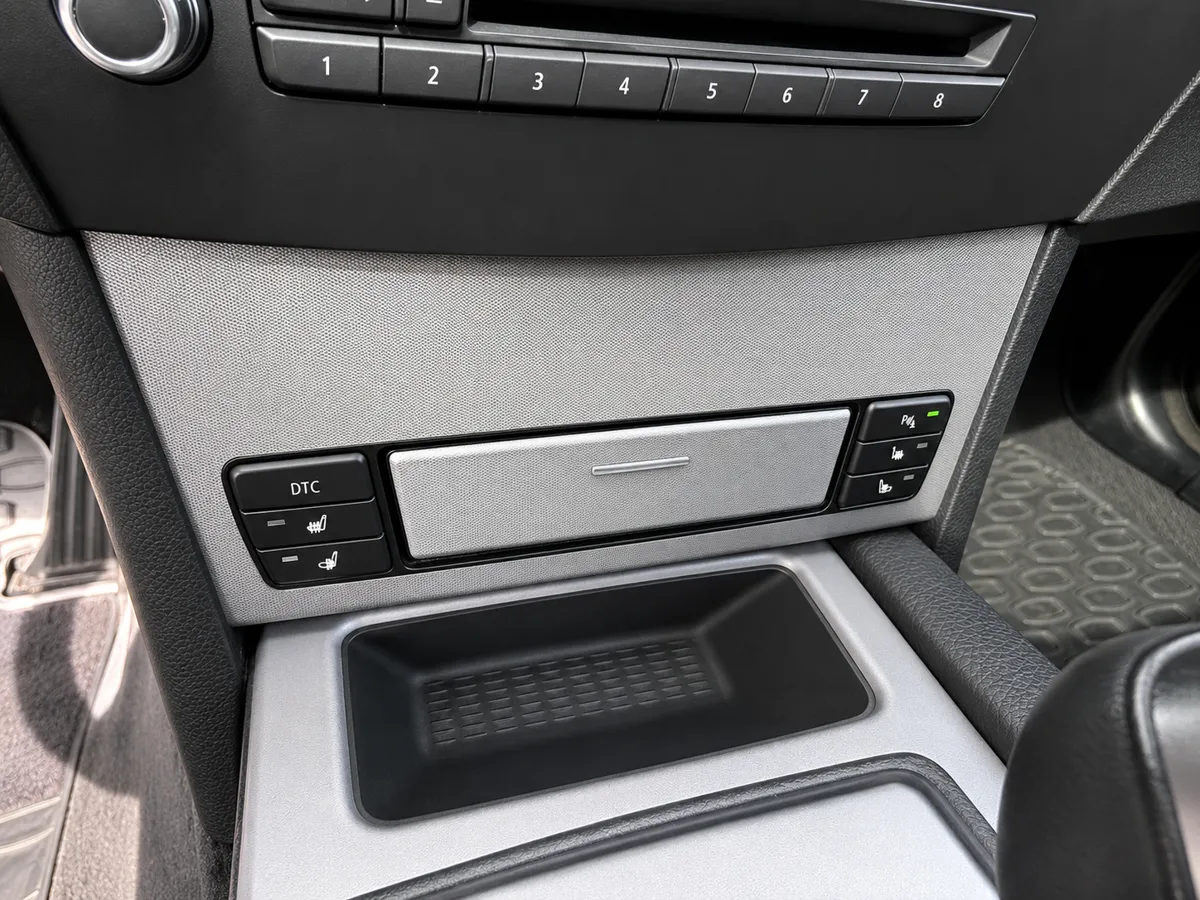 BMW 525 2009 - 18. attēls