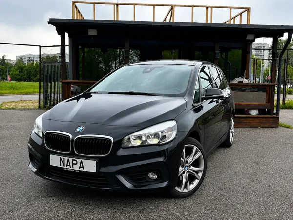 BMW 216
