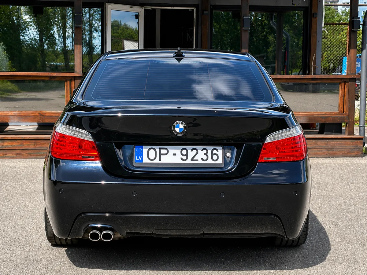 BMW 525 2009 - 7. attēls