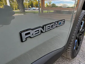 Jeep Renegade - sīktēls 13