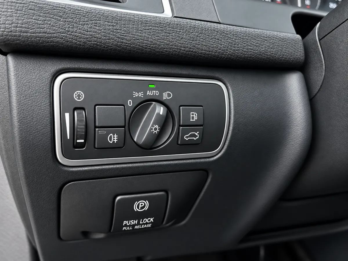 Volvo XC 60 2014 - 14. attēls