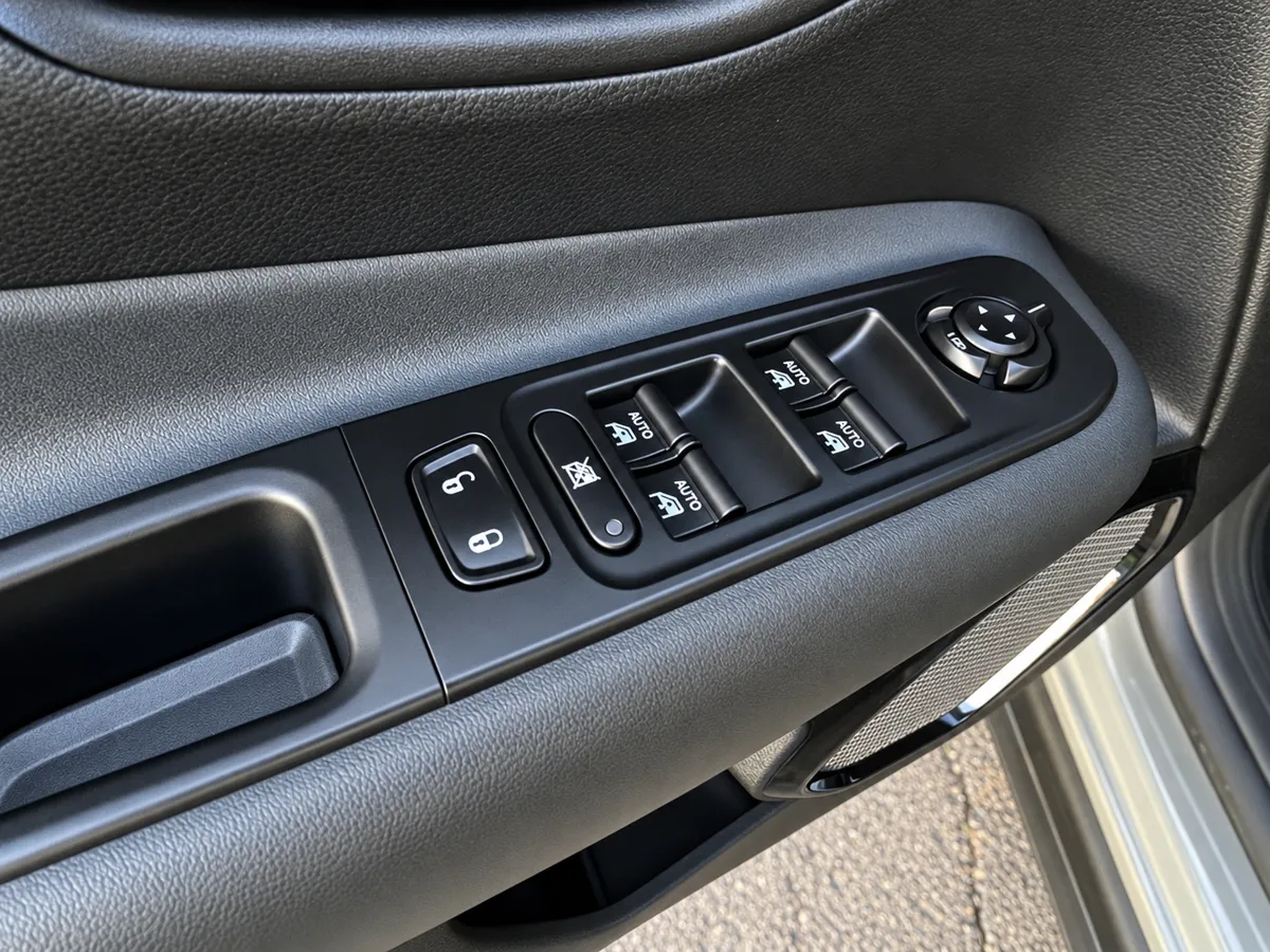 Jeep Renegade 2022 - 19. attēls