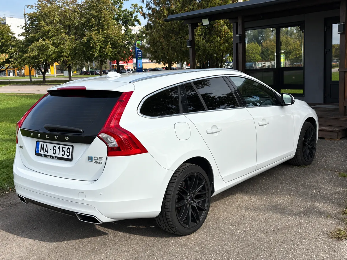 Volvo V60 2013 - 8. attēls