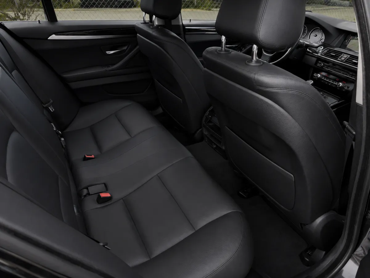 BMW 535 2016 - 20. attēls