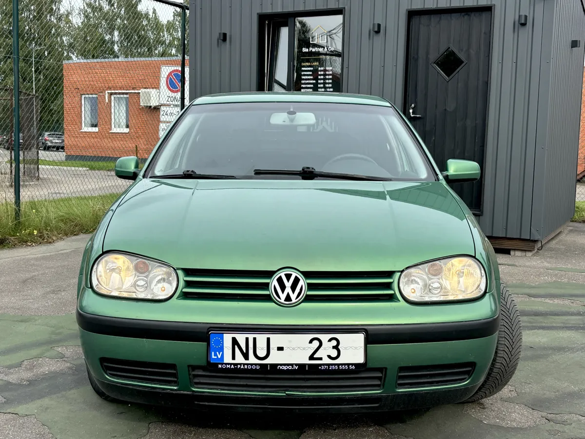 VW Golf 4 2002 - 4. attēls