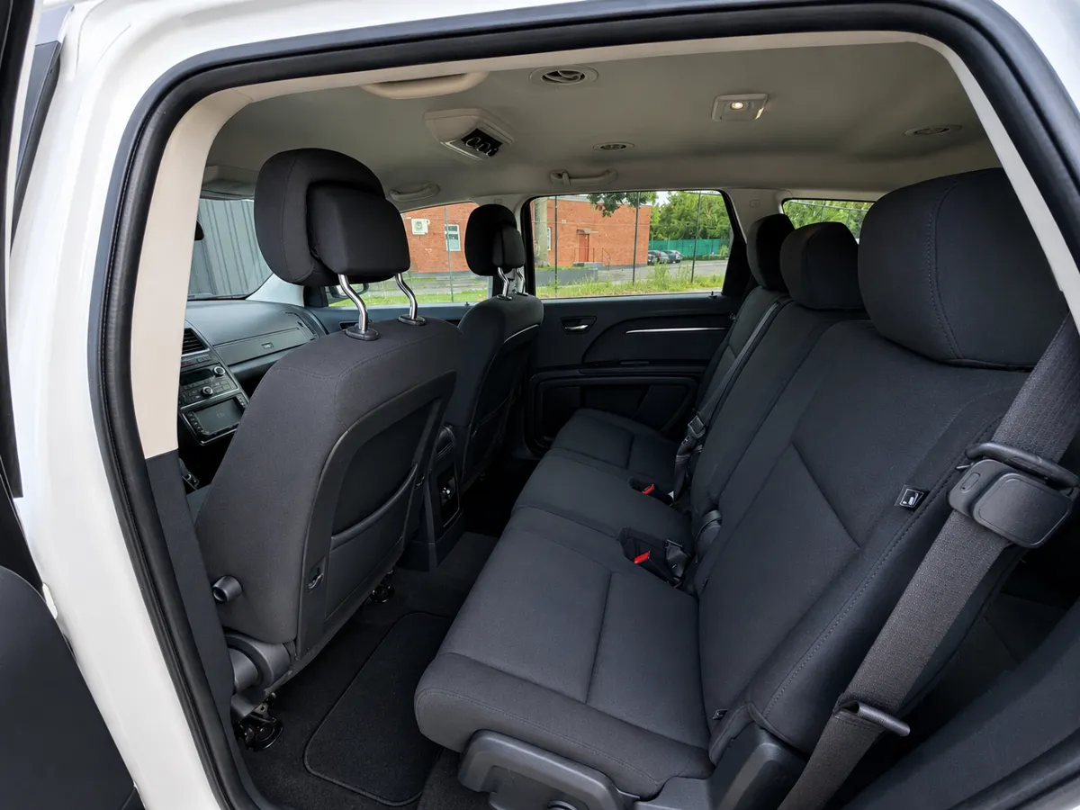 Dodge Journey 2010 - 13. attēls