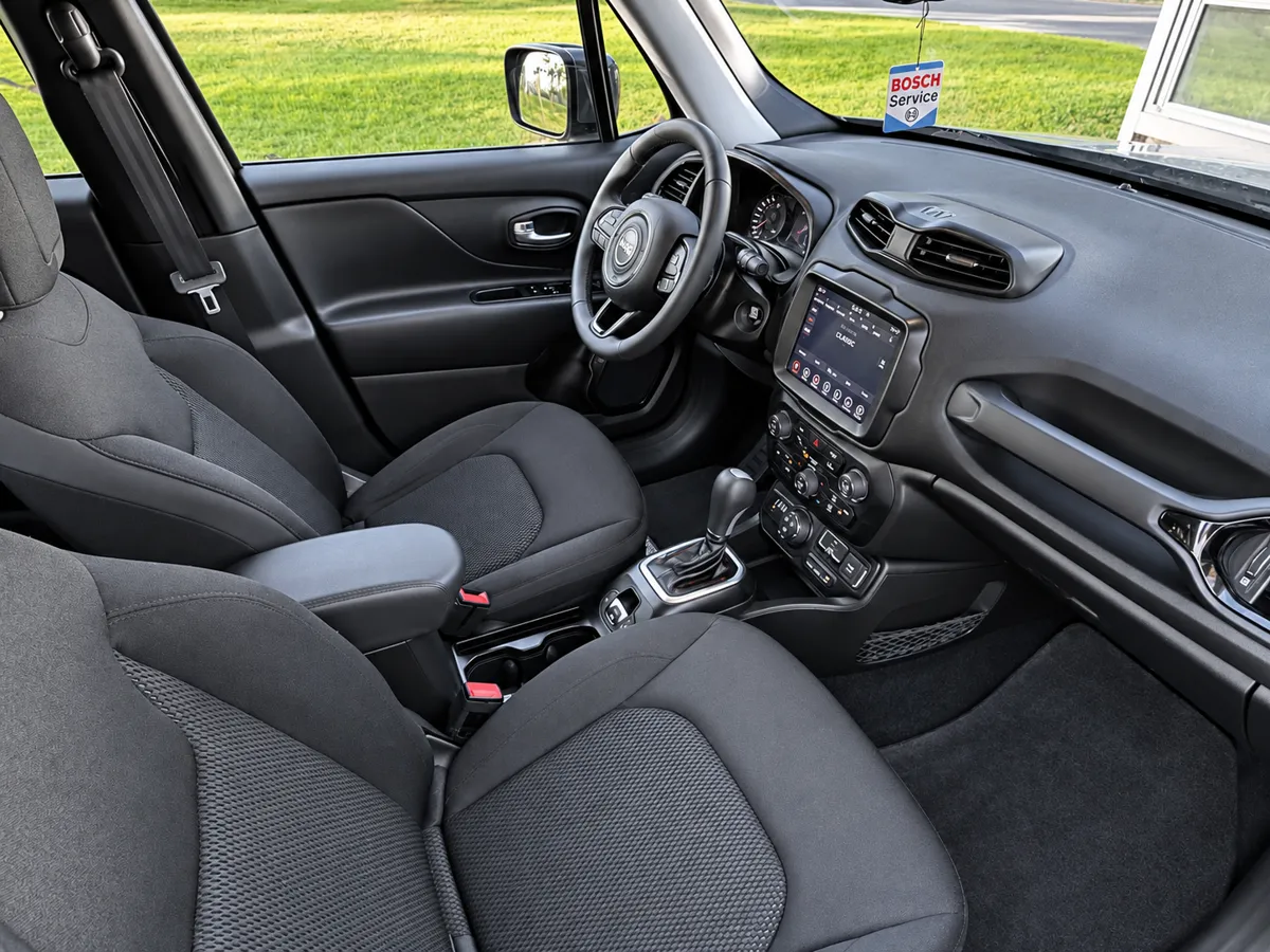 Jeep Renegade 2022 - 25. attēls