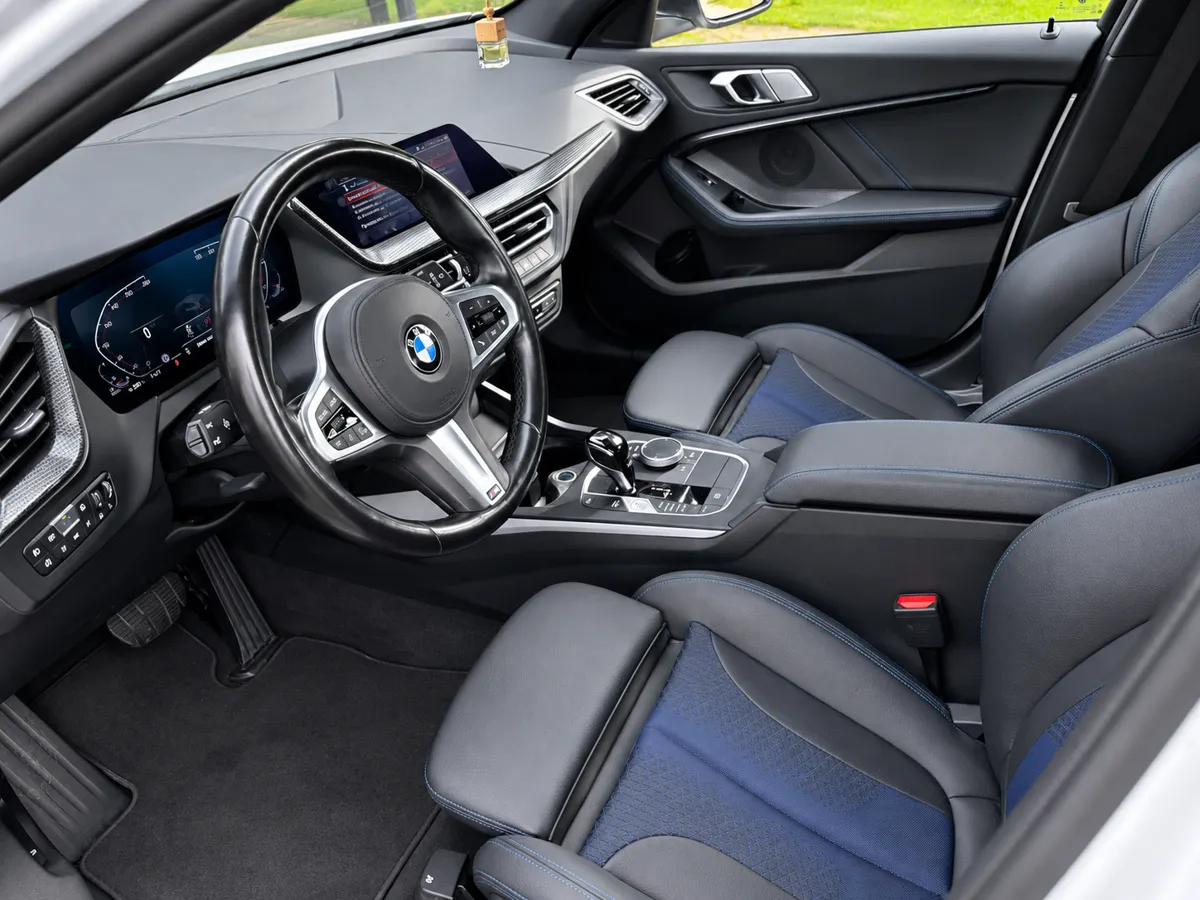 BMW 116 2022 - 13. attēls