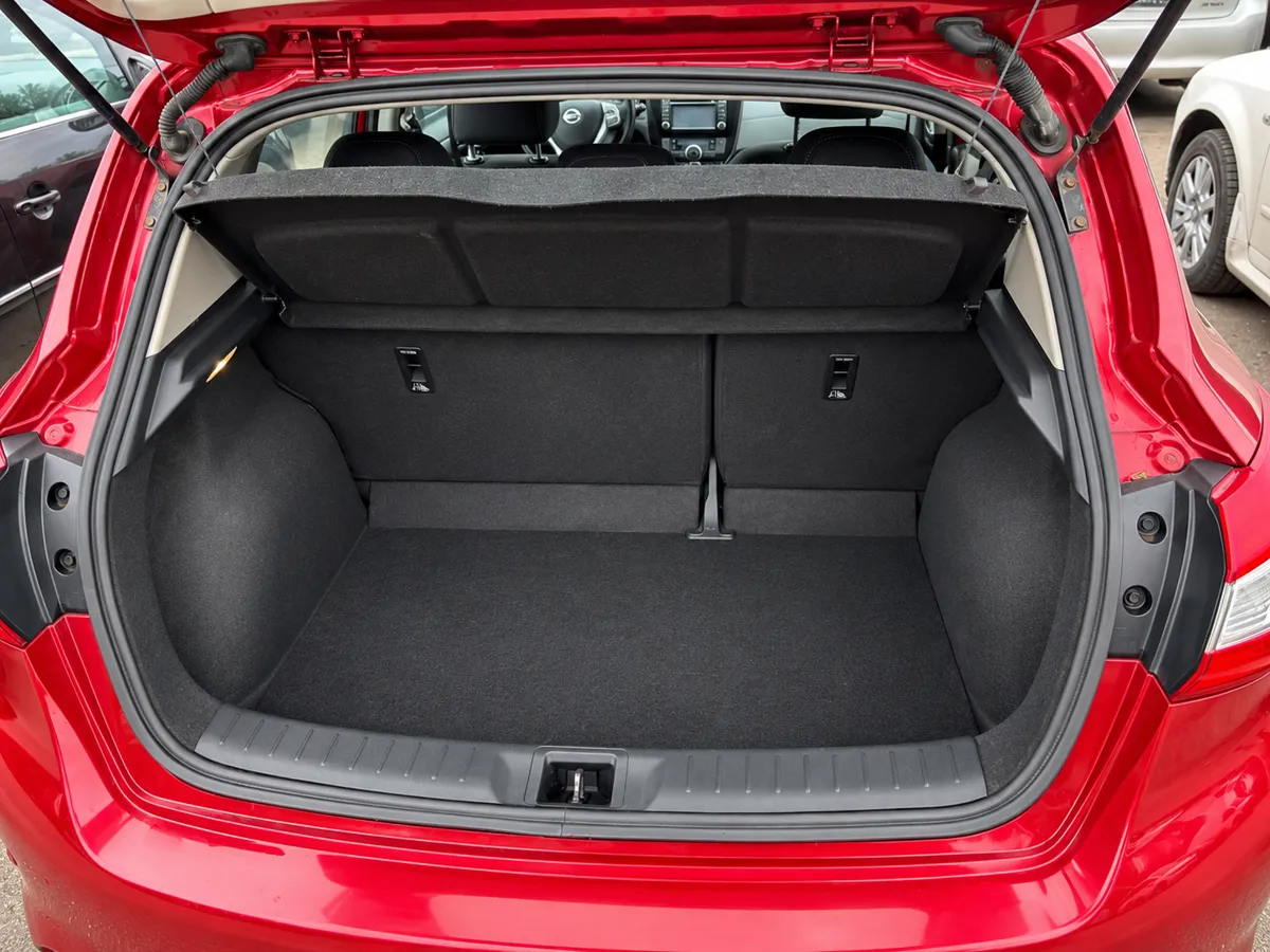 Nissan Pulsar 2016 - 22. attēls