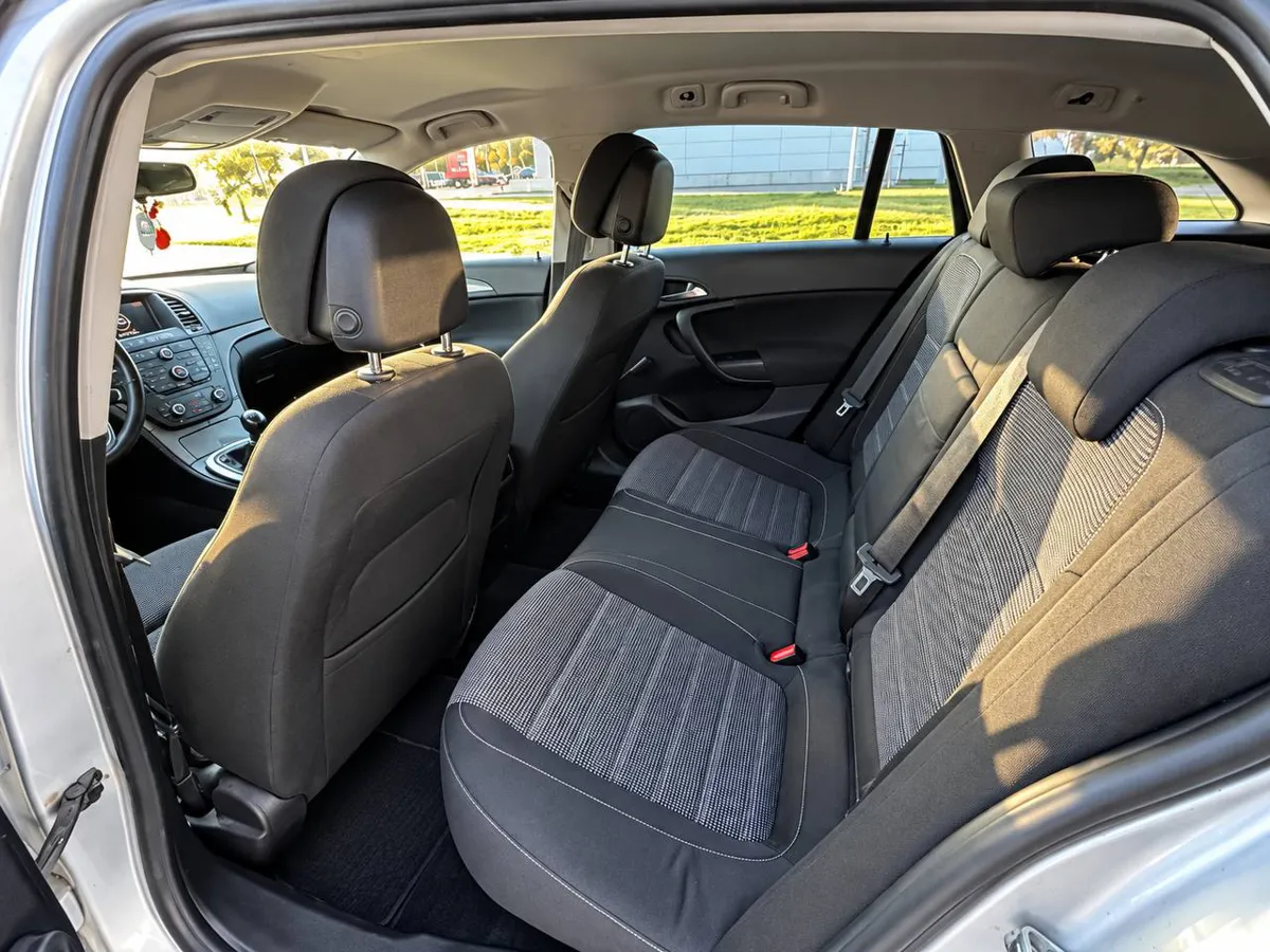 Opel Insignia 2012 - 8. attēls