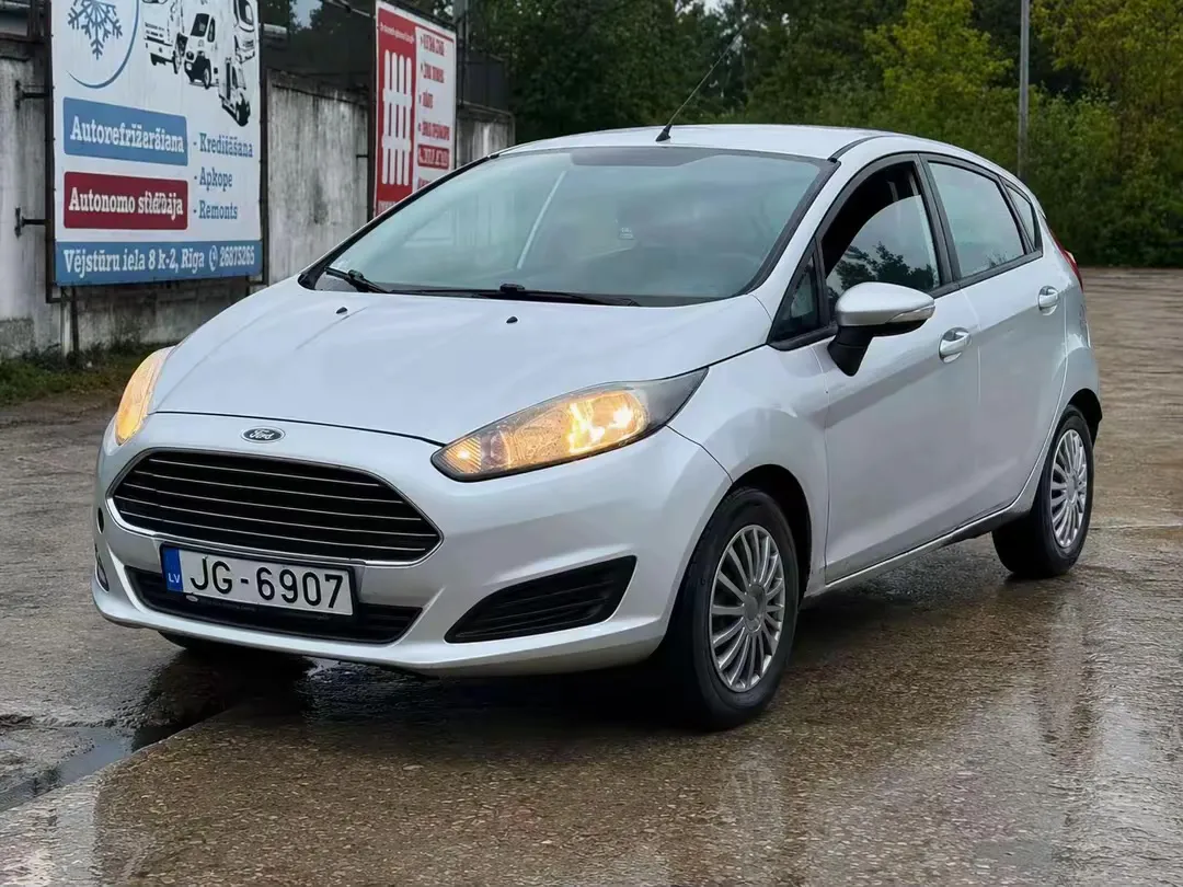 Ford Fiesta 2012 - 1. attēls