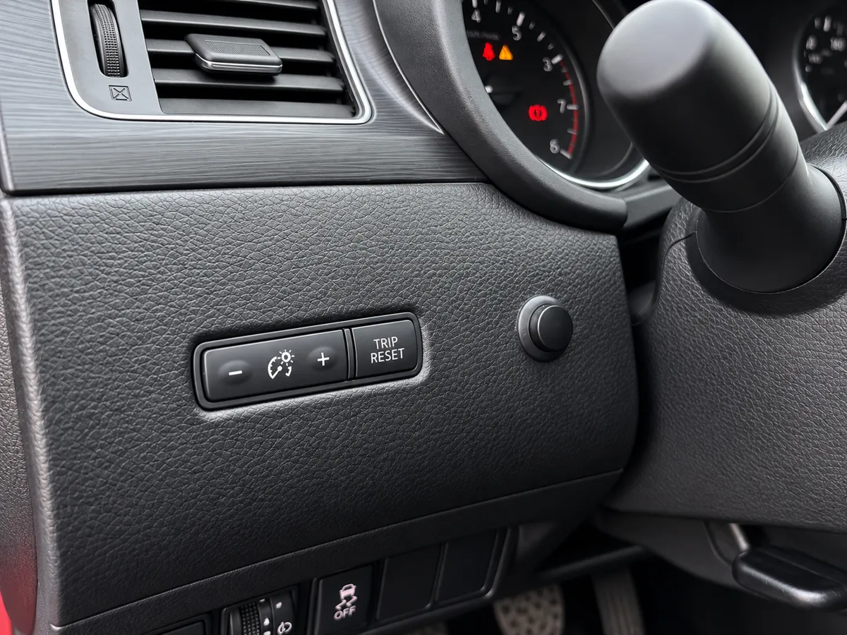 Nissan Pulsar 2016 - 14. attēls