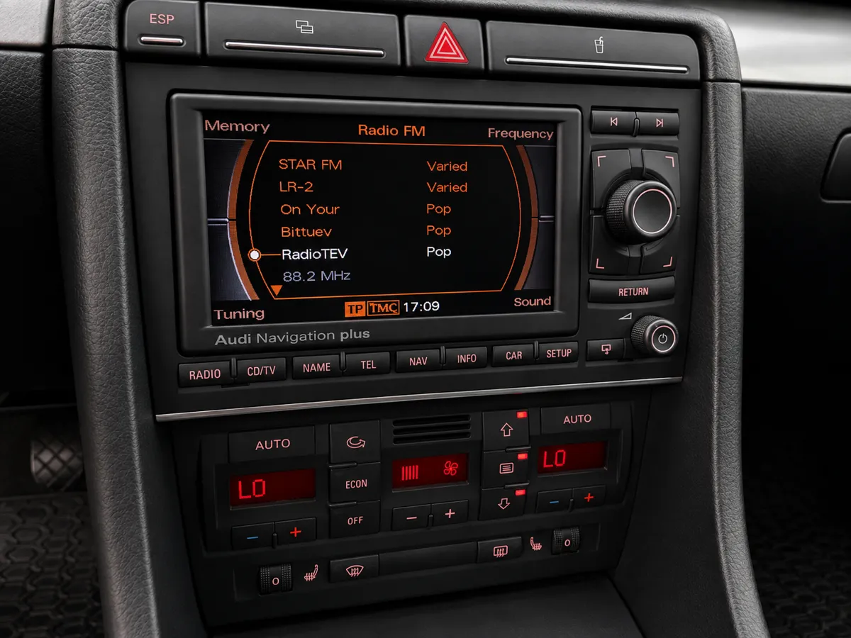 Audi A4 2006 - 16. attēls