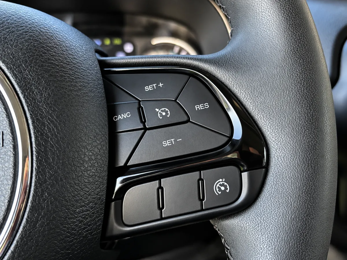 Jeep Renegade 2022 - 27. attēls