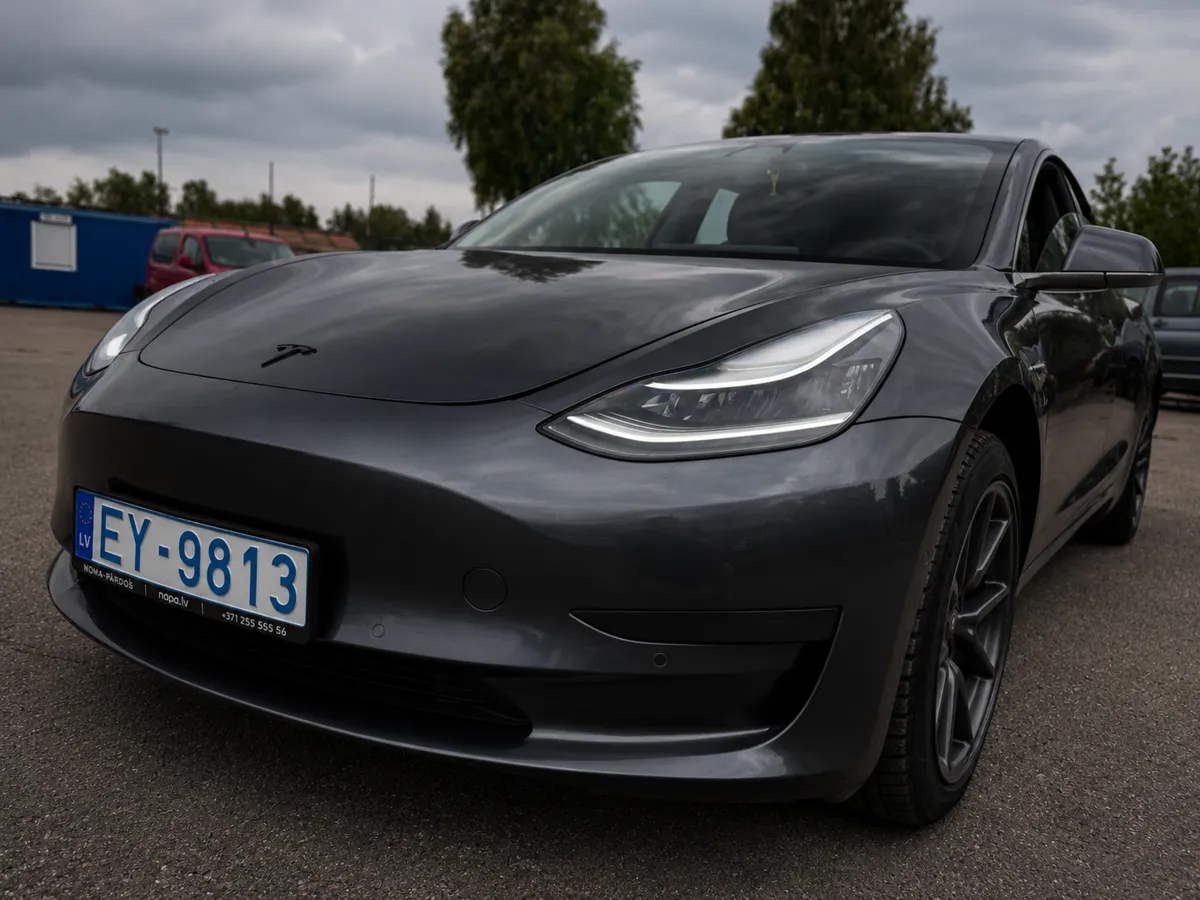 Tesla Model 3 2019 - 9. attēls