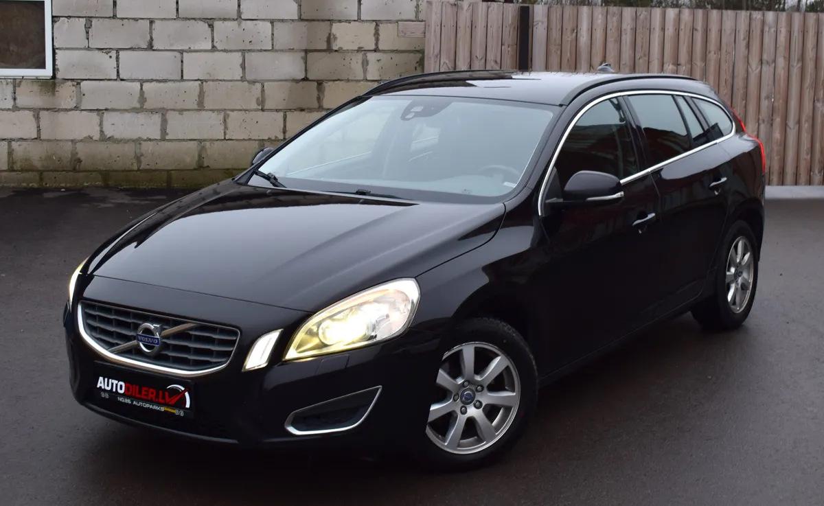 Volvo V60 2011