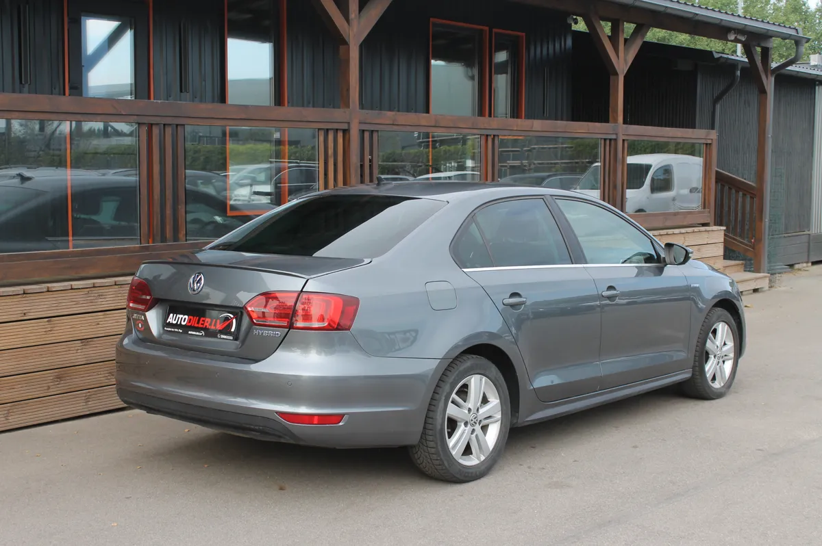VW Jetta 2013 - 3. attēls