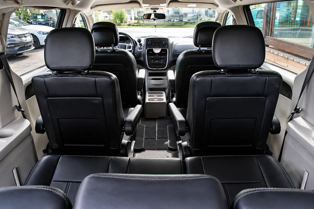 Lancia Voyager 2014 - 3. attēls