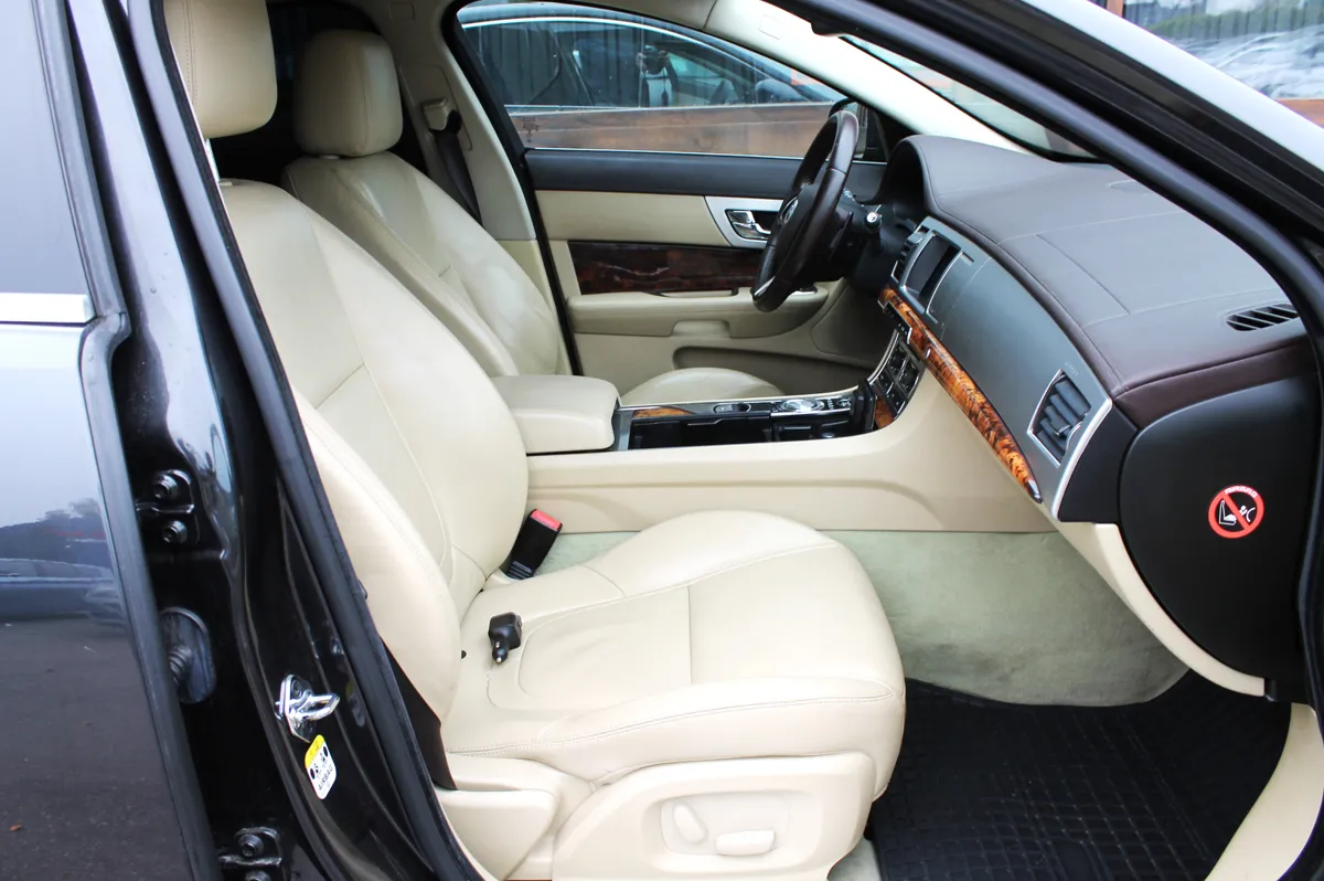 Jaguar XF 2013 – 10. attēls