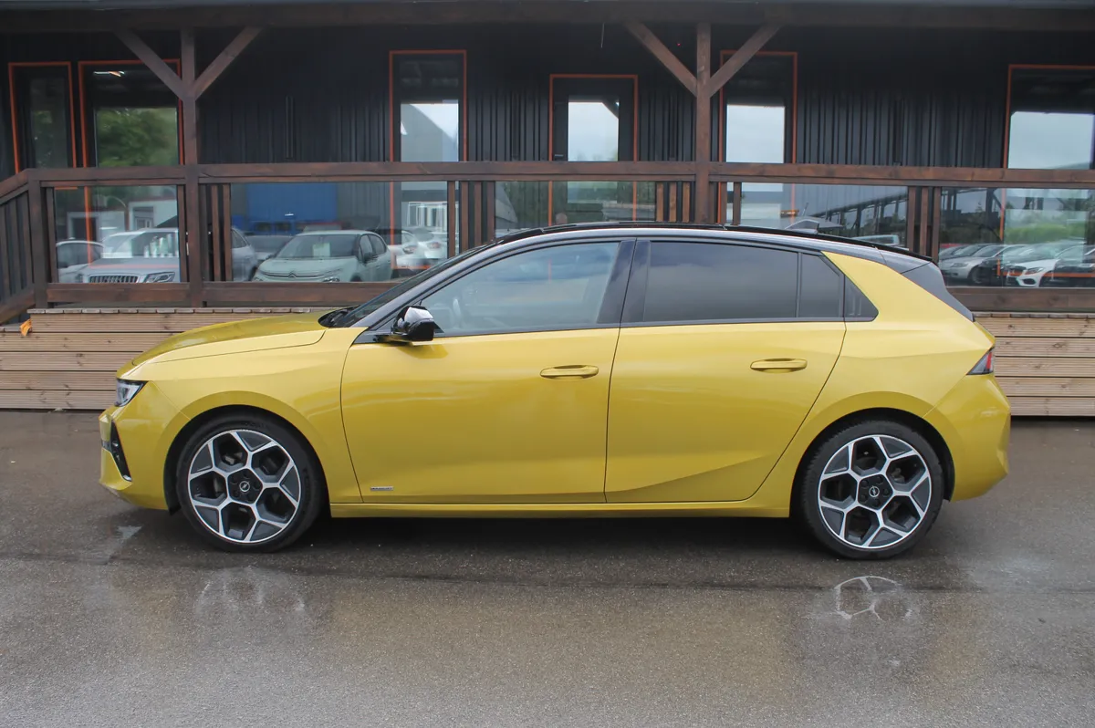 Opel Astra 2022 - 2. attēls