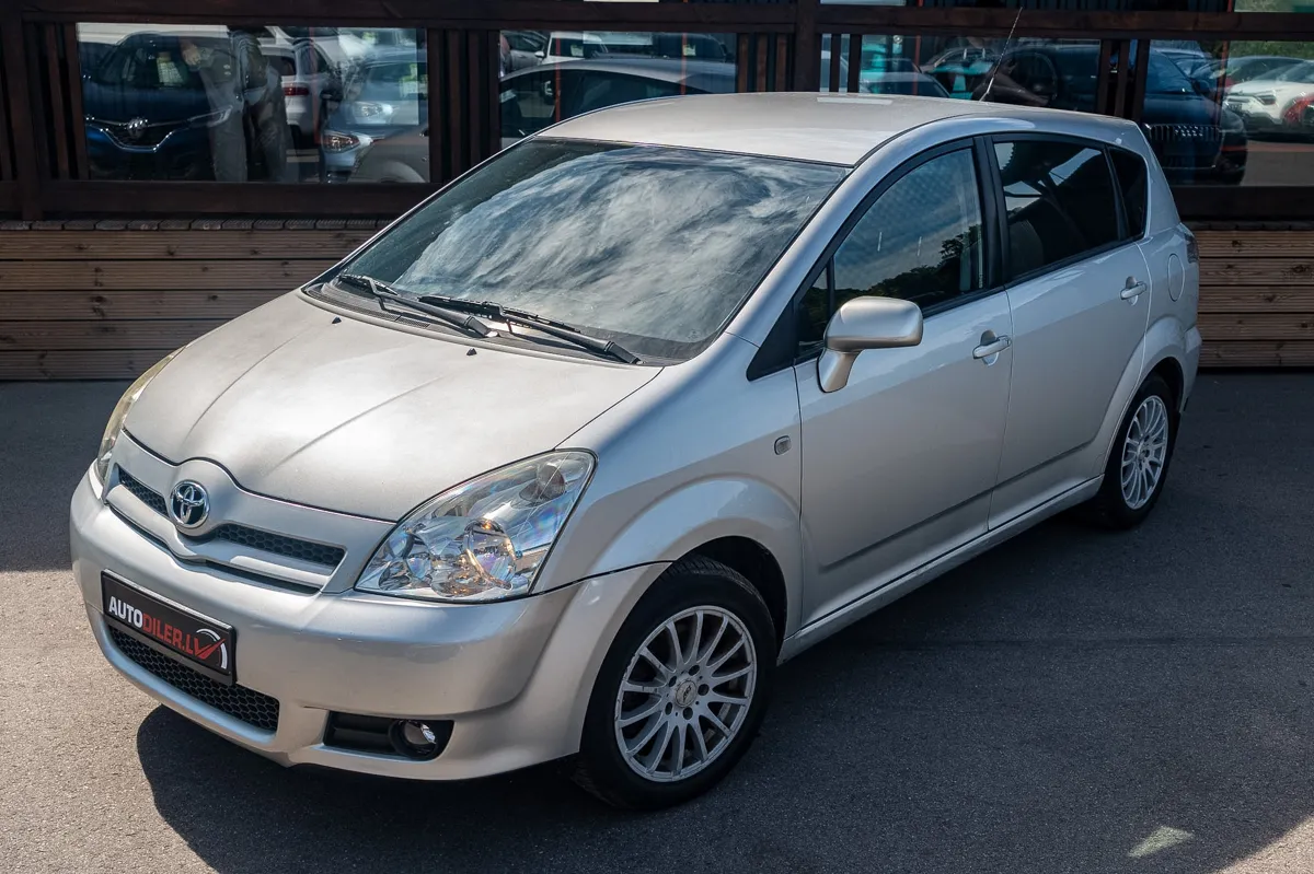 Toyota Corolla Verso 2006