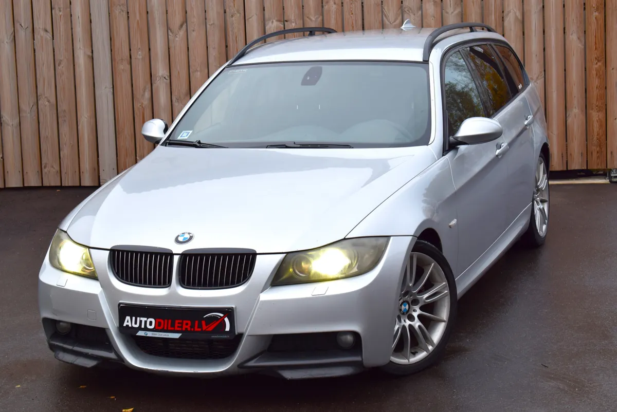 BMW 325 2008