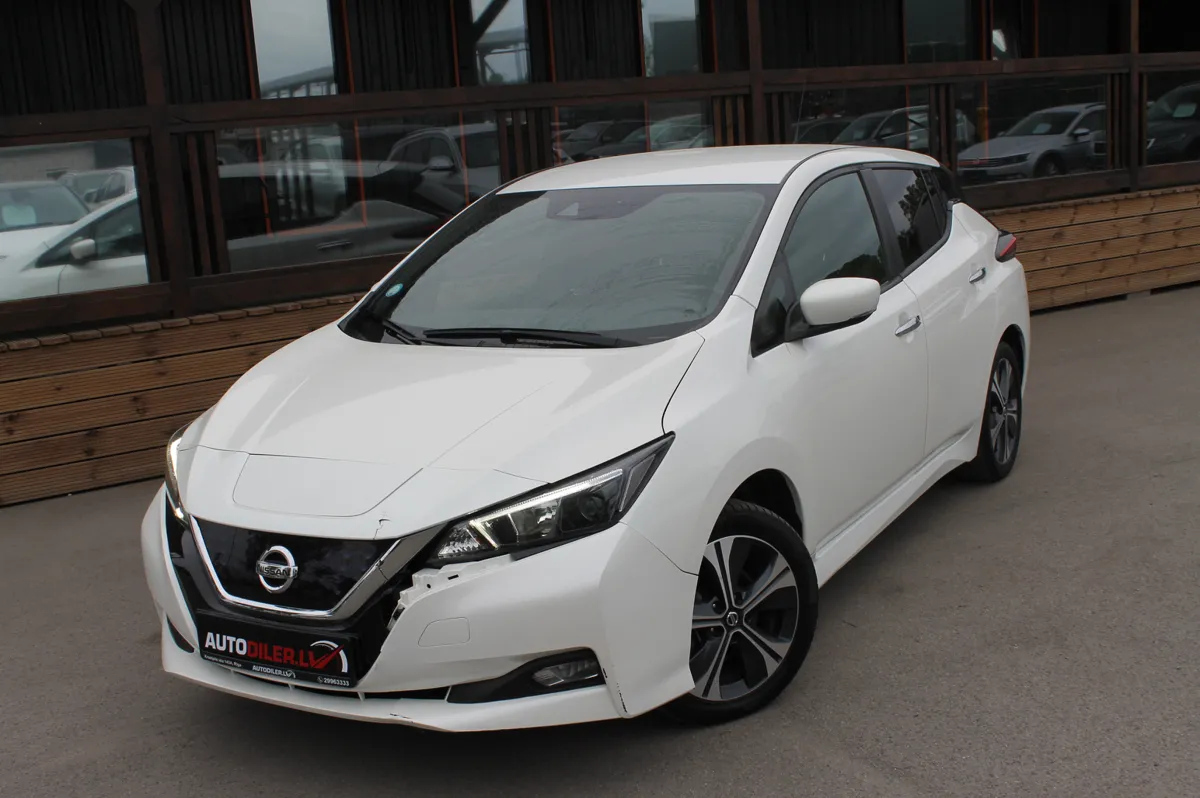 Nissan Leaf 2023