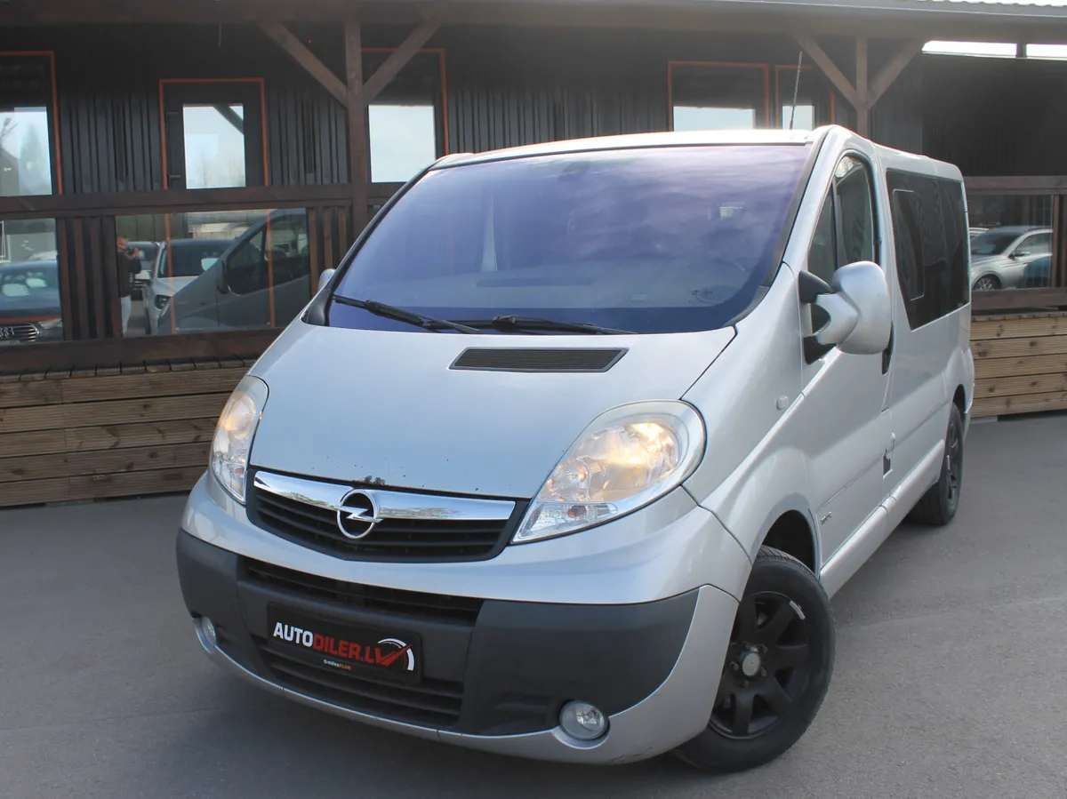 Opel Vivaro 2006