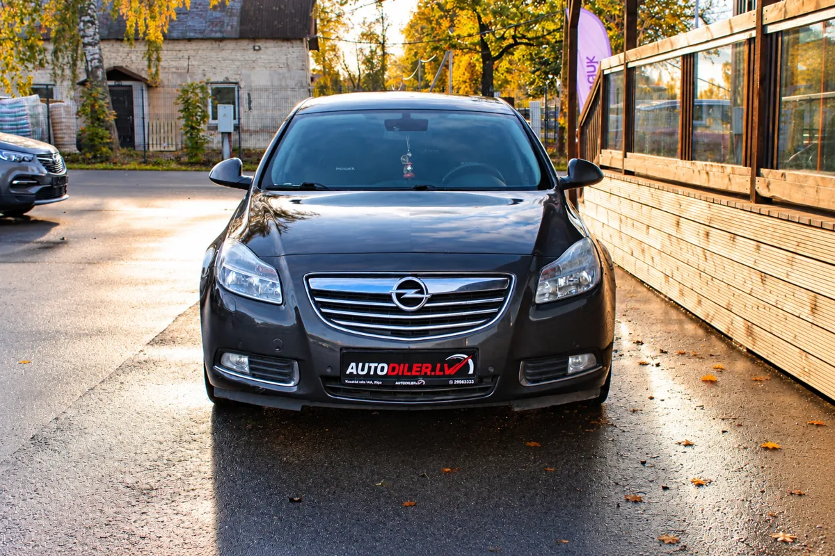 Opel Insignia 2010 – 2. attēls