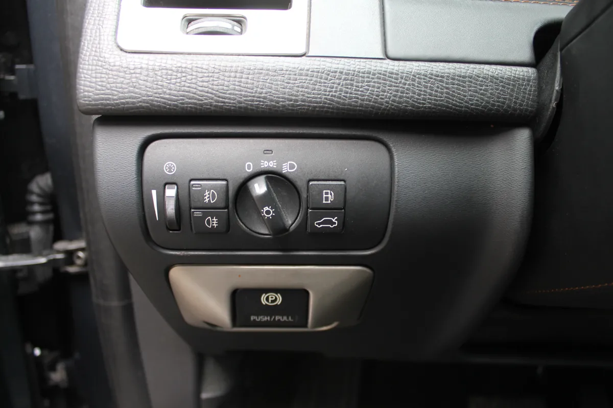 Volvo XC 60 2010 – 12. attēls