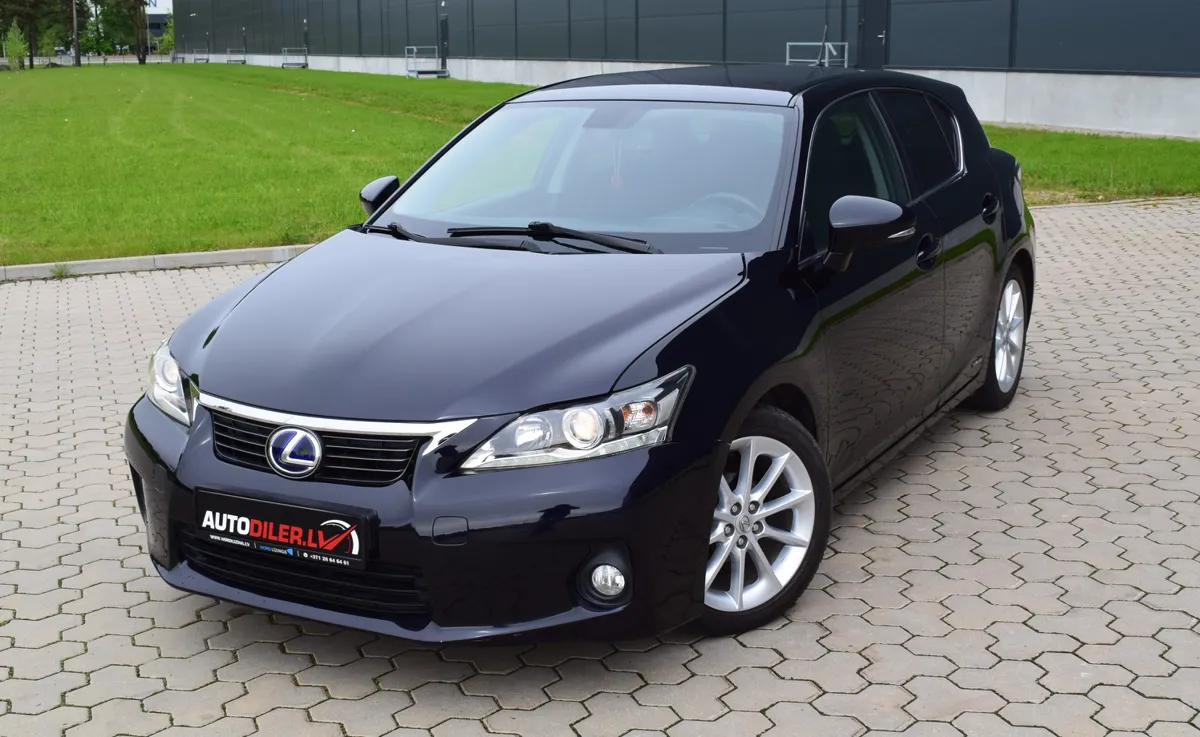 Lexus CT 2011
