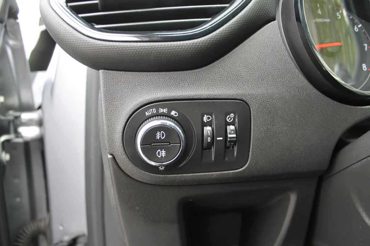 Opel Crossland X 2020 - 17. attēls