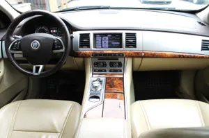 Jaguar XF – sīktēls 11