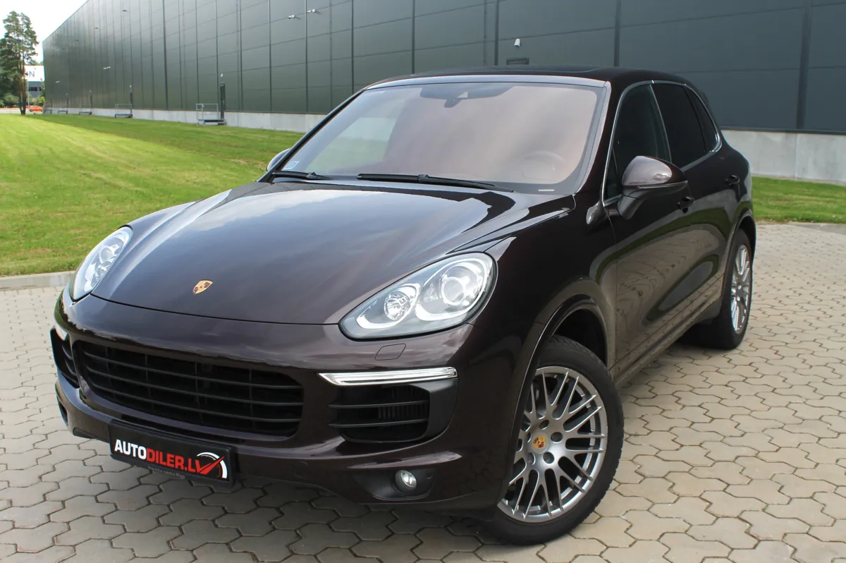 Porsche Cayenne 2016