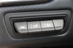 Renault Clio - sīktēls 9