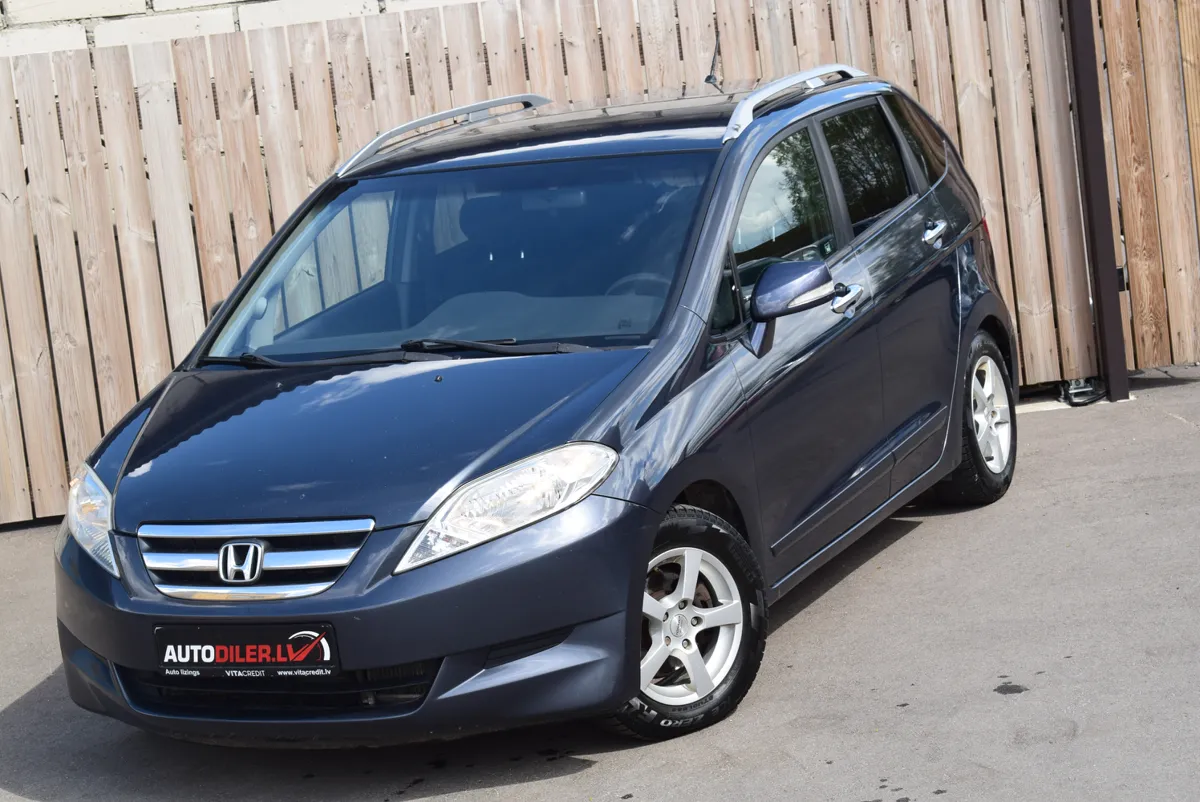 Honda FR-V 2005