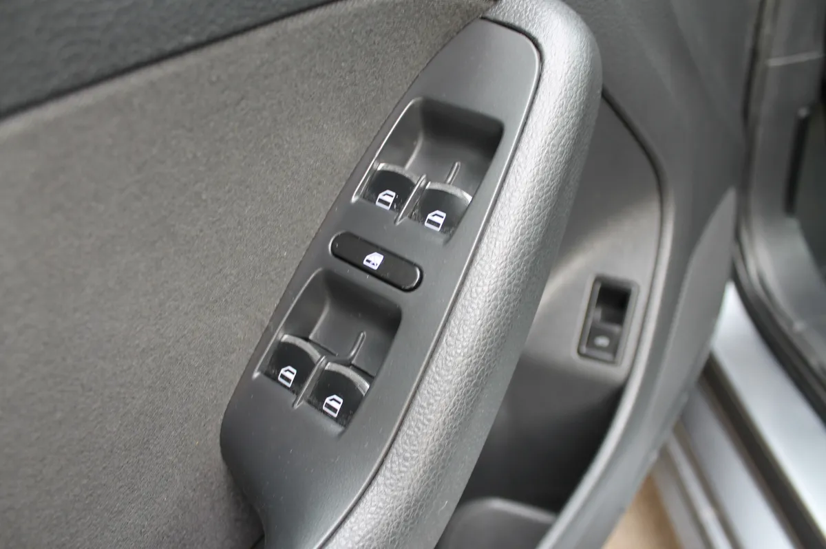 VW Jetta 2013 - 8. attēls