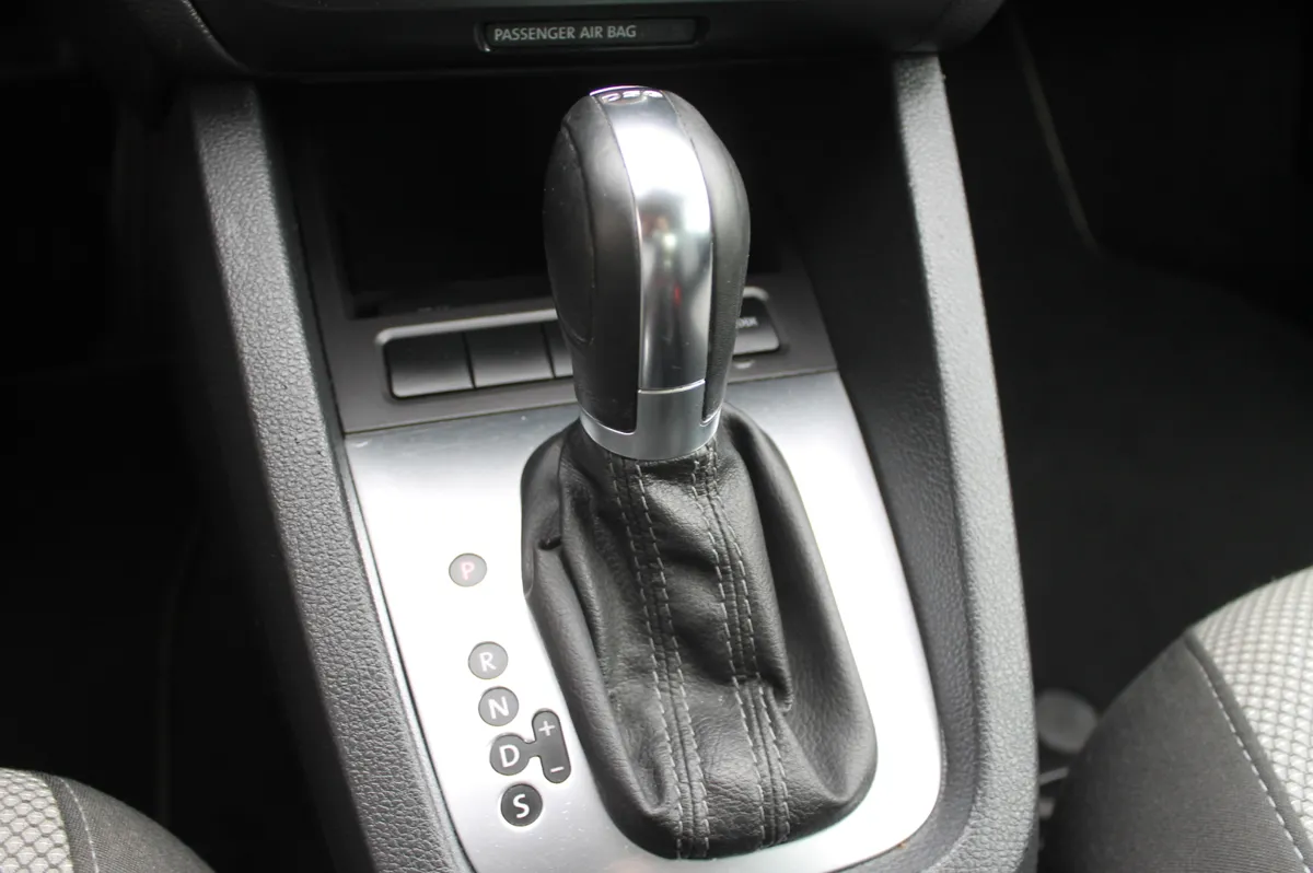 VW Jetta 2013 - 13. attēls