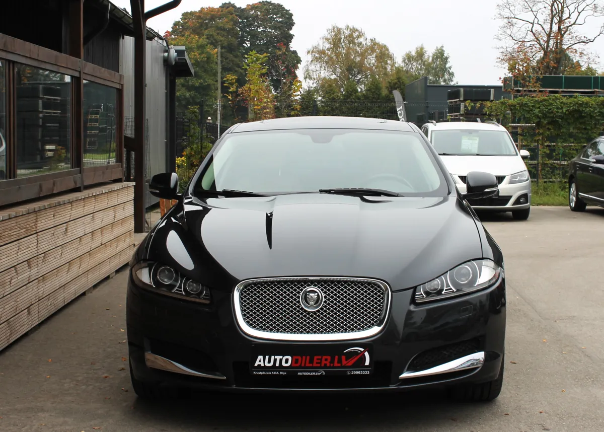Jaguar XF 2013 – 2. attēls